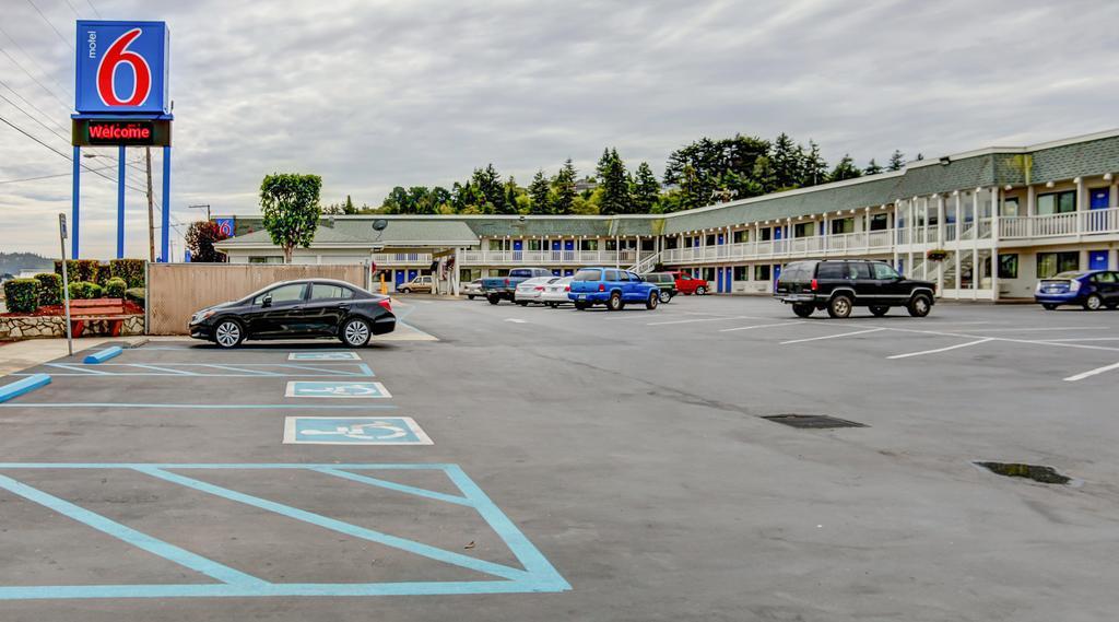 Motel 6-Coos Bay, Or Екстер'єр фото