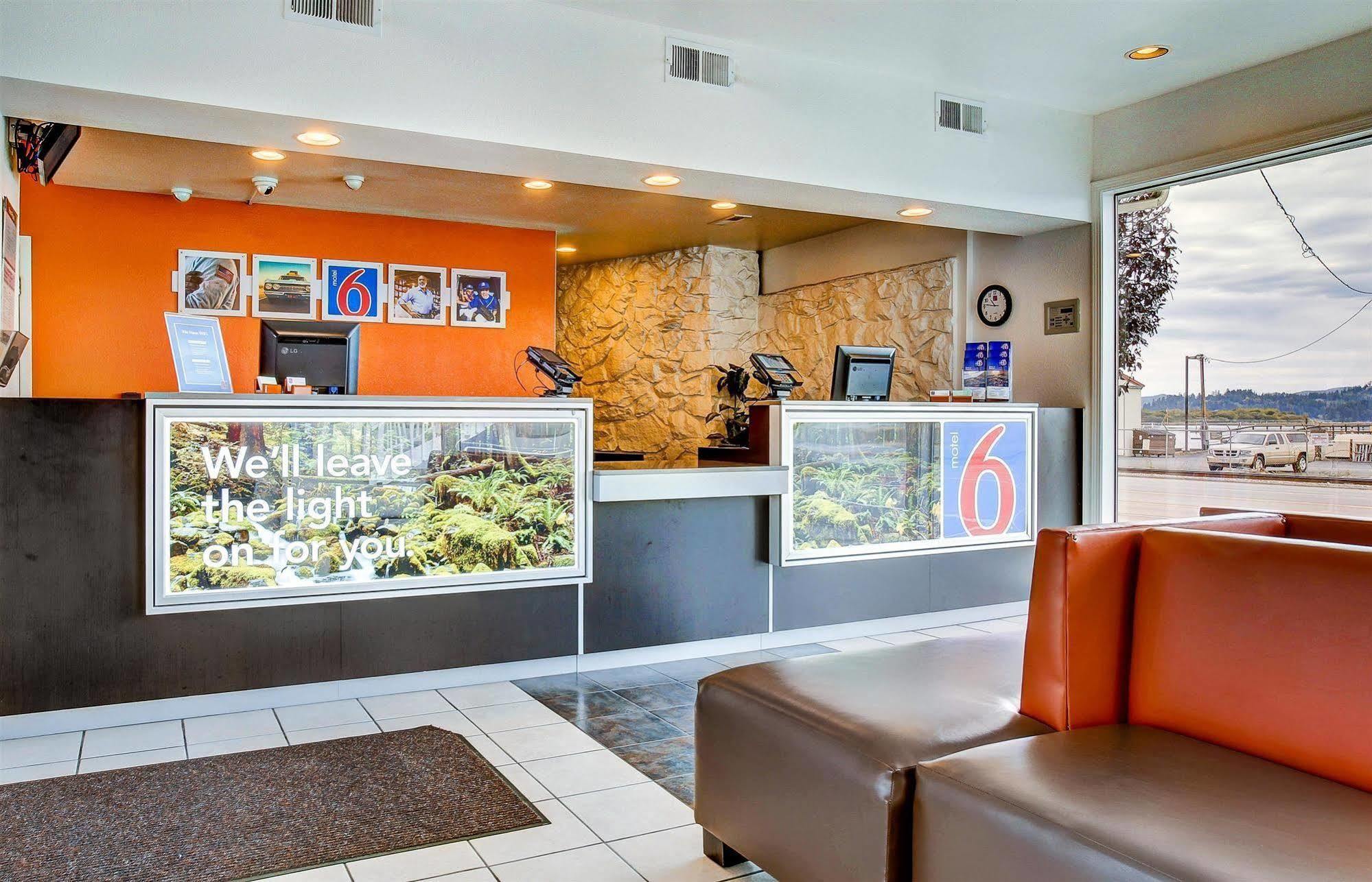Motel 6-Coos Bay, Or Екстер'єр фото